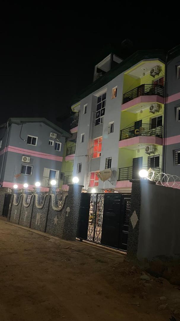 Residence P P M Odza Yaounde Luaran gambar